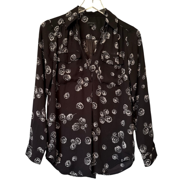 Women's Ann Taylor Long-Sleeve Flowy Blouse XS Black & White Floral - Picture 2 of 10
